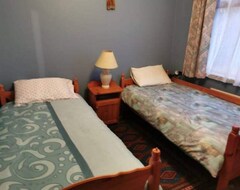 Tüm Ev/Apart Daire Home Away From Home, House Of The Three Oaks (Tralee, İrlanda)