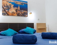 Tüm Ev/Apart Daire Stylish St.julians 2 Bedroom Apartment For Rent In The City Centre With Terrace (St. Julian's, Malta)