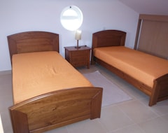Tüm Ev/Apart Daire New 3 Bedroom Apartment 50 Meters From The Beach (Vila Real de San Antonio, Portekiz)