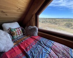 Toàn bộ căn nhà/căn hộ Pet Friendly Modern Cabin - 15 Minutes From Durango - Deck/fire Pit And Views (Ignacio, Hoa Kỳ)