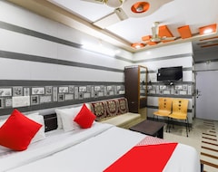 Hotel OYO 60599 Kabir Residency (Ahmedabad, Indija)