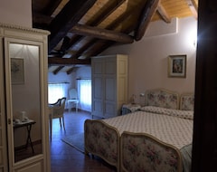 Hotel Elegant country house with pool in the Matilda of Canossa area - Studio (Bibbiano, Italien)