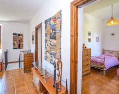 Tüm Ev/Apart Daire 3 Bedroom Accommodation In Turania (Turania, İtalya)
