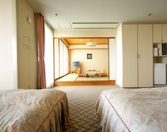 Hotel Seapalace Resort (Toyohashi, Japonya)