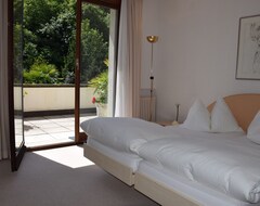 Khách sạn Garni Villa Siesta Park (Losone, Thụy Sỹ)