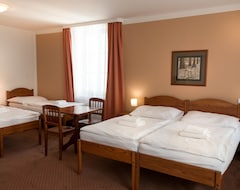 Hotel Karlin (Prag, Çek Cumhuriyeti)