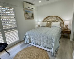 Cijela kuća/apartman Guest House, Entire 3 Bedroom Villa (Runaway Bay, Australija)