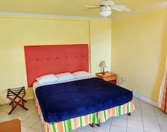 Khách sạn Hotel Habitat Terrace (Gros Islet, Saint Lucia)