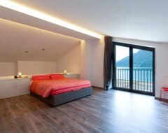 Toàn bộ căn nhà/căn hộ Vacation Home Stua Di Sfruz (vbl301) In Val Bregaglia/bergell - 2 Persons, 1 Bedrooms (Piuro, Ý)