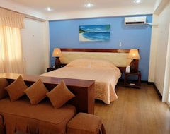 Hotel Surfside Boracay Resort (Balabag, Filipinas)