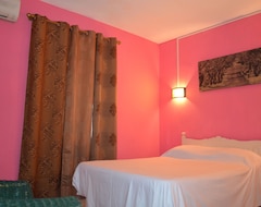 Hotel El Sunrise Lodge está a solo 8 minutos a pie de Belle-Mare Plage. (Poste de Flacq, República de Mauricio)