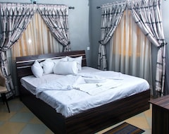 Oragon Hotel & Suites (Lagos, Nigeria)