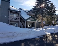 Khách sạn Snowcreek Resort, #585 Golden Creek Road, Btc 4652 2 Bedrooms 2 Bathrooms Condo (Mammoth Lakes, Hoa Kỳ)