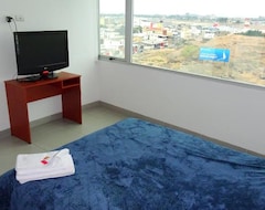 Casa/apartamento entero Quo Habitacion En Lujoso Departamento A 1 Minuto Del Aeropuerto (Guayaquil, Ecuador)