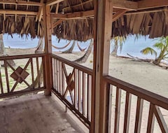 Khách sạn San Blas Paradise Private Cabins On Shipwreck Island - Meals Included (Panama, Panama)