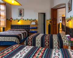 Khách sạn Hostal Riviera Sucre (Otavalo, Ecuador)