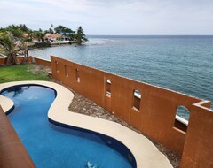 Toàn bộ căn nhà/căn hộ San Marino Beach Front - Casa 37 - Republic De Panama - Guanche - Colon - Portobelo (Portobelo, Panama)