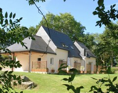 Toàn bộ căn nhà/căn hộ Beautiful detached holiday home with large garden in Brittany 1 km from the beach (Plurien, Pháp)