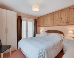 Koko talo/asunto Tidal View - Neljä makuuhuoneen mökki, vuodepaikkoja 6 (Appledore, Iso-Britannia)