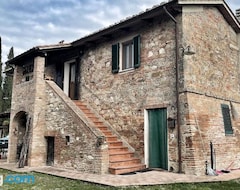 Casa rural Montebello Degli Olivi (Chiusi, Italia)