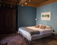 Hotelli Very Nice Room In Particular Hotel Of The Historic Heart Of Uzès (Uzès, Ranska)