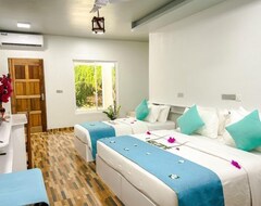 Island Luxury Dive - Family Hotel, Fulhadhoo Island, Baa Atoll (Atol Baa, Maldivi)