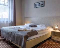 Hotelli Medical Wellness & Spa Werona (Duszniki-Zdrój, Puola)