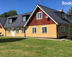 Toàn bộ căn nhà/căn hộ Beautiful And Spacious Osterlen Apartment (Simrishamn, Thụy Điển)