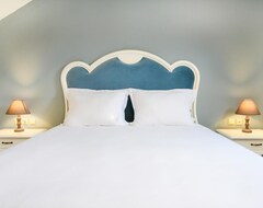 Hotel Emerald Suites (Florina, Greece)