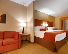 Otel Best Western Plus Finger Lakes Inn & Suites (Cortland, ABD)