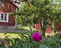 Cijela kuća/apartman Cute Cottage In The Countryside In Sörmland With Horses And Forest As Neighbors! (Stora Mellösa, Švedska)