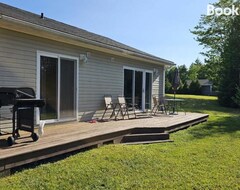 Entire House / Apartment Douglas Lake Paradise A (Saint John, Canada)