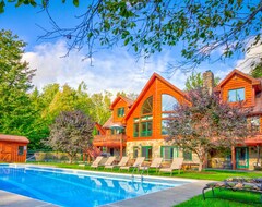 Tüm Ev/Apart Daire Most Luxurious Log Estate—10 Brs, Pool, Hot Tub, Total Privacy, Lake Access! (Wilmington, ABD)
