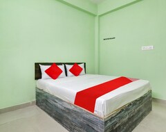 Khách sạn Oyo Flagship 81444 Hotel V Darshini (Hyderabad, Ấn Độ)