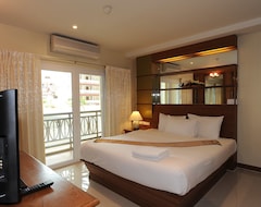 Khách sạn Whitehouse Condotel (Pattaya, Thái Lan)