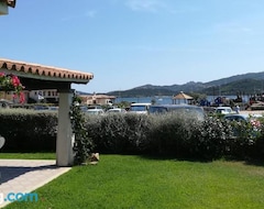 Khách sạn Alla Spiaggia Di Cannigione (Cannigione, Ý)