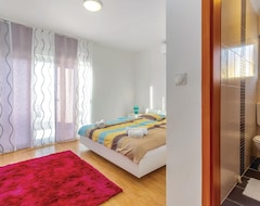 Tüm Ev/Apart Daire 2 Bedroom Accommodation In Selce (Crikvenica, Hırvatistan)