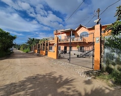 Hele huset/lejligheden Cozy 1-bedroom Guest House With Wifi, Ac In Fabulous Marcala (La Paz, Honduras)