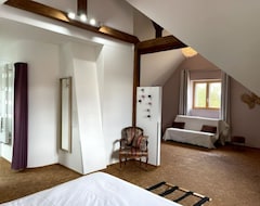 Nhà trọ Alsacebnb - Gite 12 personnes dans le vignoble - Piscine privee chauffee & Spa (Kaysersberg, Pháp)