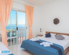 Hotel Sunny Beach Rooms (Omiš, Hrvatska)