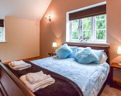 Toàn bộ căn nhà/căn hộ Gladstone Cottage, South Newington, Cotswolds - Sleeps 8 Guests In 4 Bedrooms (Weston-on-the-Green, Vương quốc Anh)