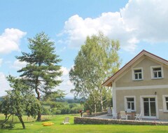 Cijela kuća/apartman Comfortable Holiday Home In Milire With Forest Nearby (Milíre, Češka Republika)