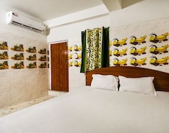 Hotelli SPOT ON 49451 New Bishnupriya Hotel (Bardhaman, Intia)
