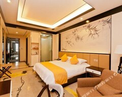 Hotel Acorn (Anji, China)