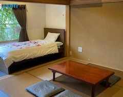 Khách sạn Koya Tribe - Vacation Stay 83064v (Fujikawaguchiko, Nhật Bản)