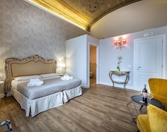 Hotel Residenza d'Epoca Al Numero 8 (Florence, Italy)