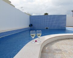 Casa/apartamento entero Villa moderna con piscina privada y aire acondicionado, a pie de la playa y la ciudad (Cacela Vehla, Portugal)