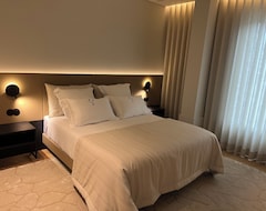 Hotel Palatial Suites (Braga, Portugal)