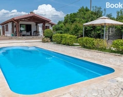 Cijela kuća/apartman Countryside Villa With Pool (San Sperate, Italija)
