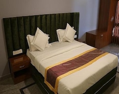 Khách sạn Fabhotel Prime Bella Ciao Resort (Bengaluru, Ấn Độ)